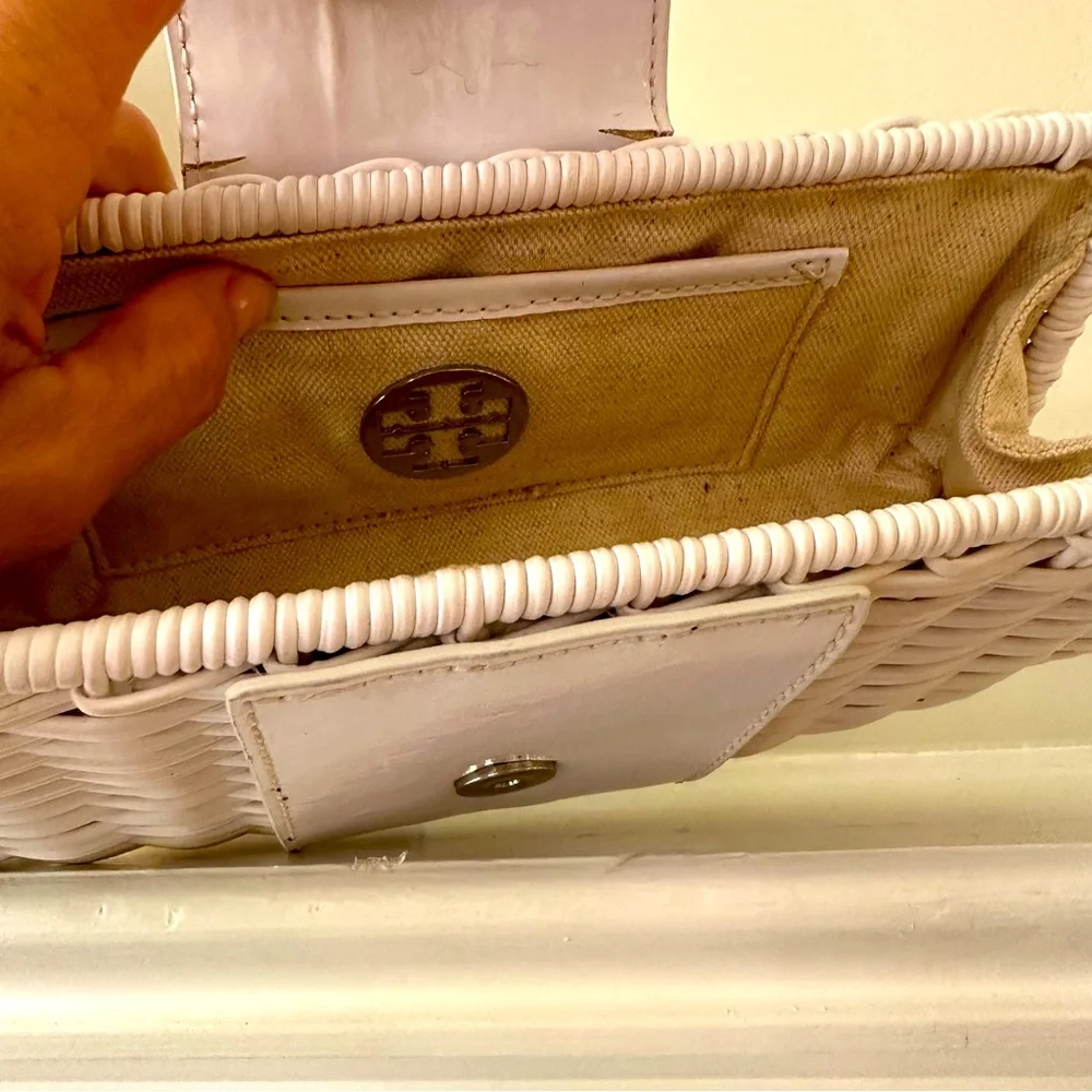Tory Burch White Rattan Clutch with silver accents - Picture 7 of 12